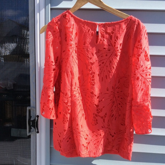 Talbots leaf lace overlay flounce sleeve top - Picture 3 of 7